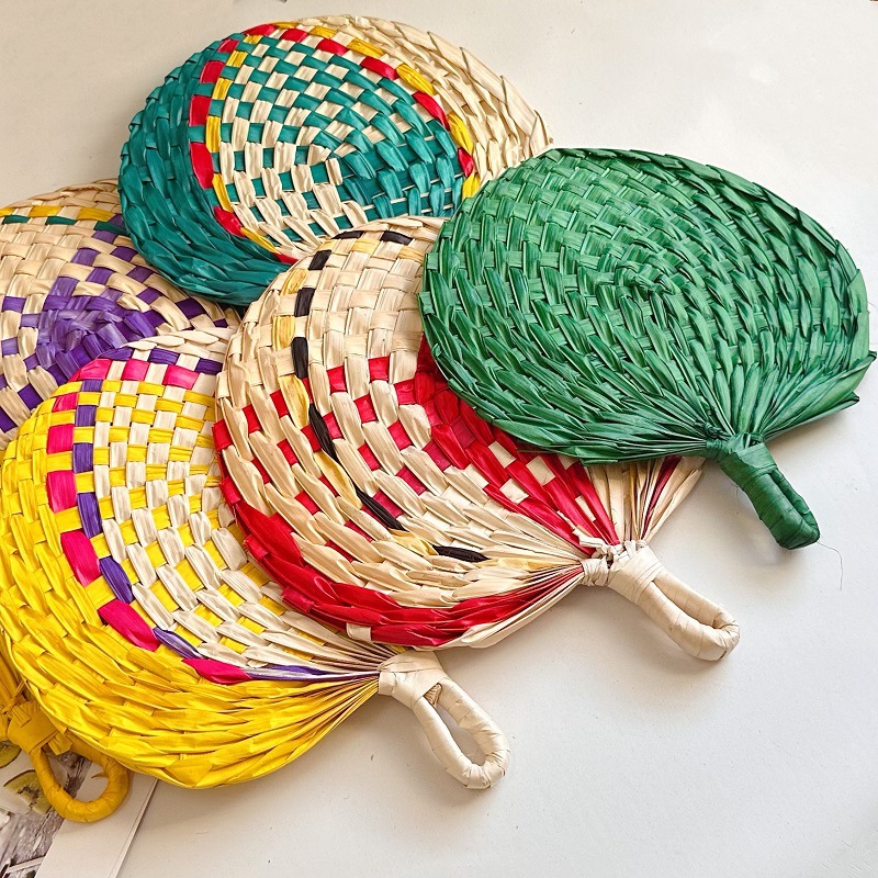 Art Craft With Leaves - مروحة يدوية صينية الطراز مصنوعة يدويًا